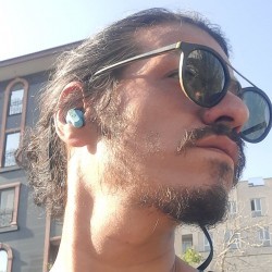 aks